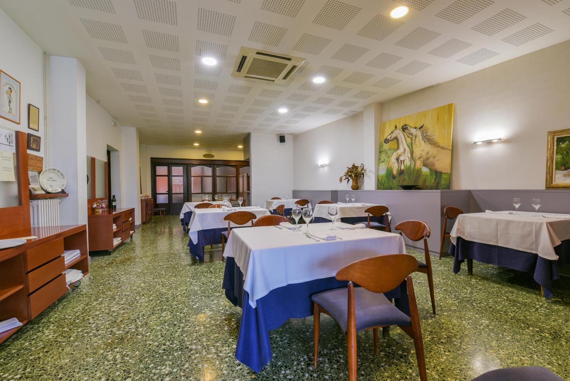 Hotel Robert La Pobla de Claramunt Luaran gambar
