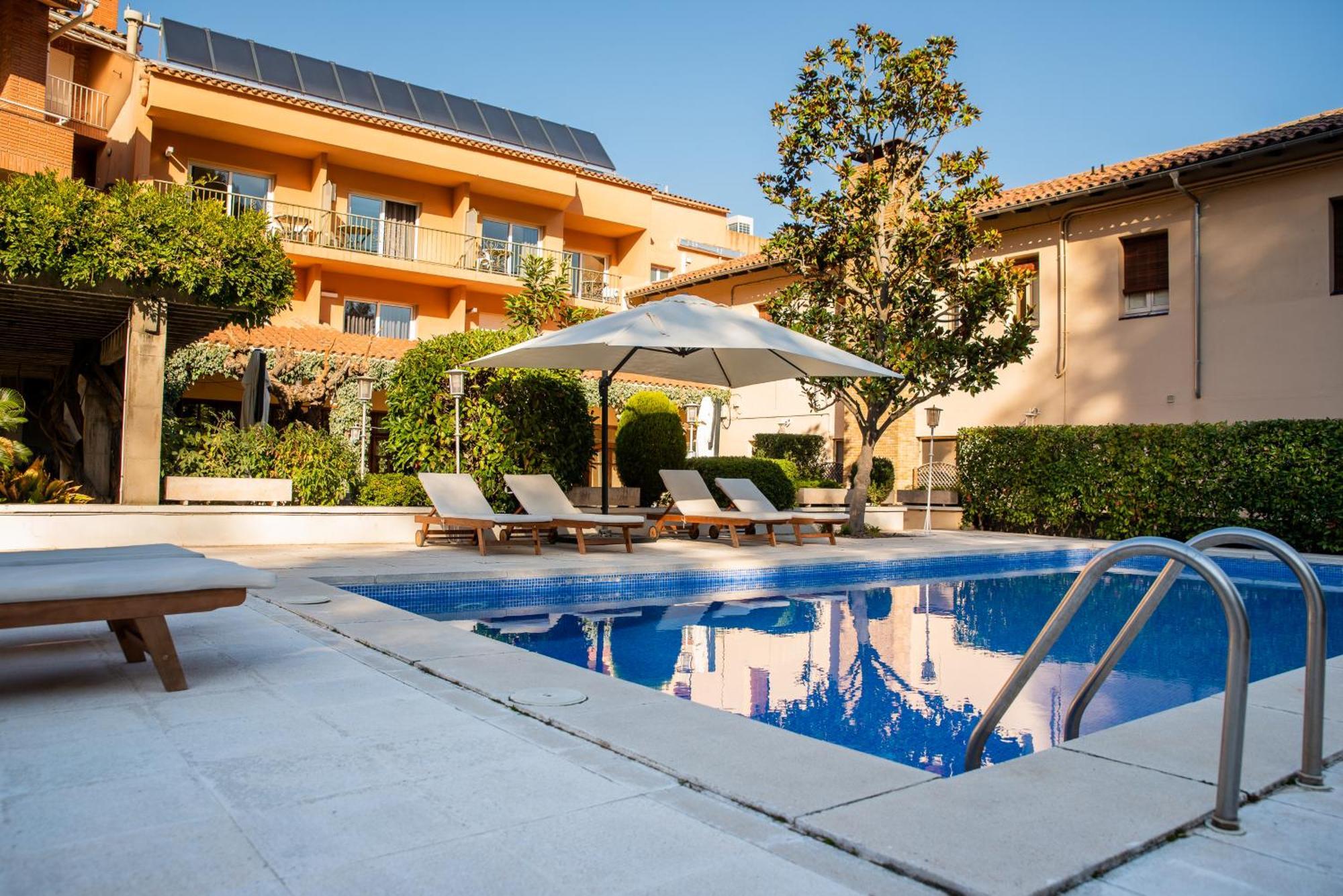 Hotel Robert La Pobla de Claramunt Luaran gambar