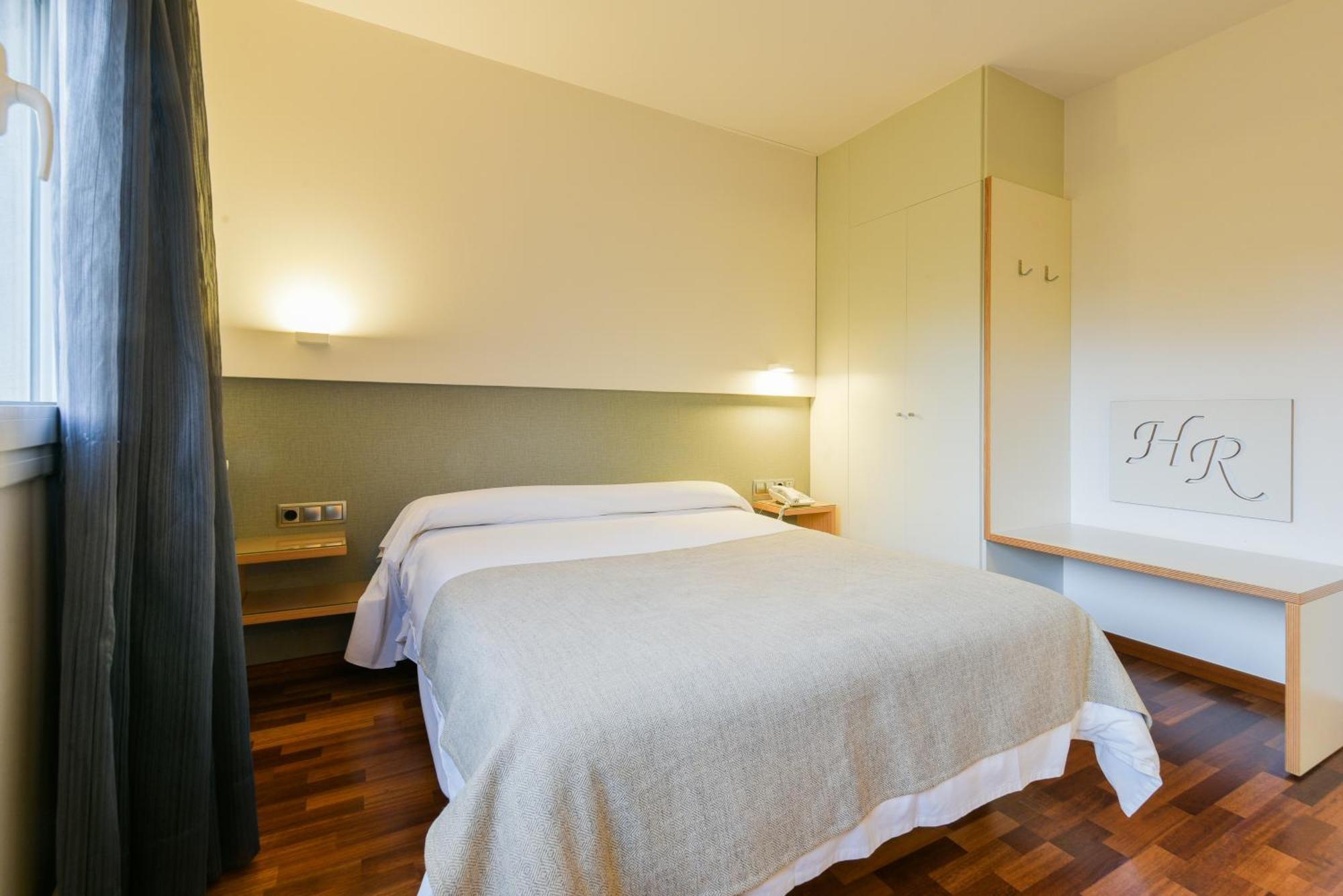 Hotel Robert La Pobla de Claramunt Luaran gambar